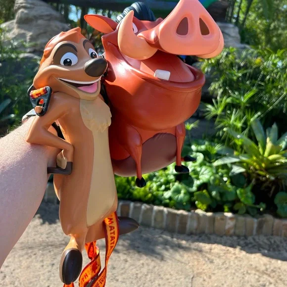 Disney Kitchen Disney Animal Kingdom Lion King Timon Sipper